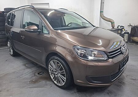 VW Touran Volkswagen 1.6Tdi,7-Sitze,Navi,Pdc,Sitzheizung,Tempo