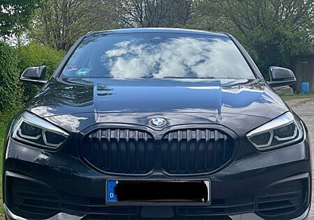 BMW 118 1er i LED.M-LR.WLAN.PDCvo +hi.