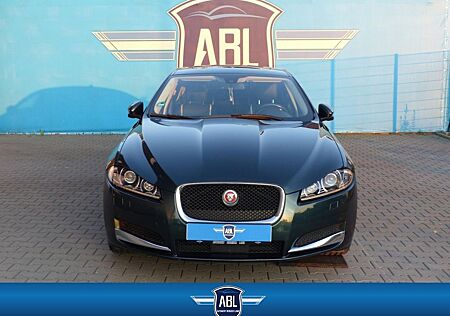 Jaguar XF .3.0.V6.ACC.AUT.NAV.PDC.XENON.KAMERA Klima