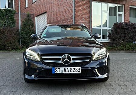 Mercedes-Benz C 220 d T Autom. -