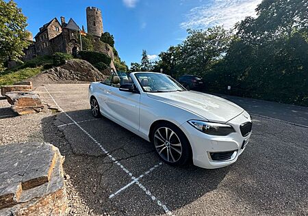 BMW 228i Cabrio Luxury Line Luxury Line