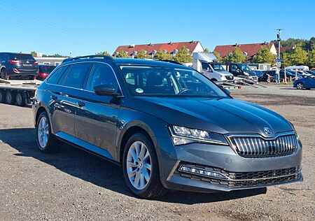 Skoda Superb gebraucht kaufen Skoda Superb Combi 1.4iV Plug-In Hybrid.RFK.MMsitz.DAB