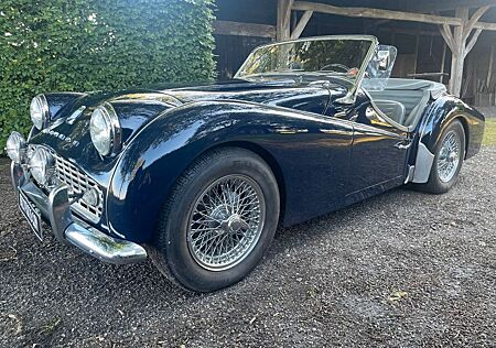 Triumph TR3 TR3A bj. 1960 met overdrive leder spaakwielen