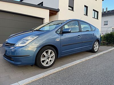 Toyota Prius 1.5 Hybrid Sol · HU bis 08/2028 · 2. Hand