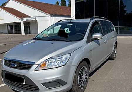 Ford Focus 1,8 Beschreibung lesen !!