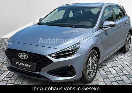 Hyundai i30 Hatchback Comfort|Navi|R-Kamera|Link|LED|VIR