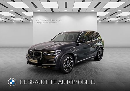 BMW X5 xDrive30d xLine DAB Aktivlenkung LED Fl.Ass.