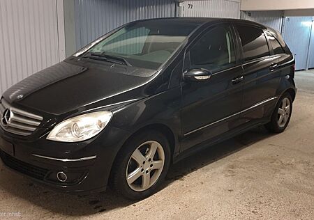 Mercedes-Benz B 200 Turbo Klima Tempomat Xenon Kurvenlicht