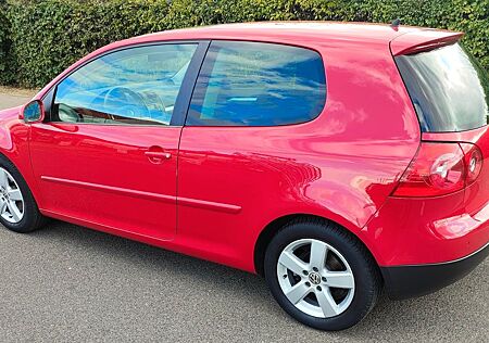 VW Golf Volkswagen 1.4 TSI 90 kW Trendline Trendline