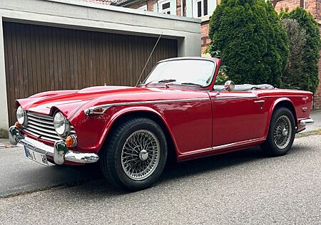 Triumph TR5/250 Overdrive Cabrio Roadster Oldtimer H Zul