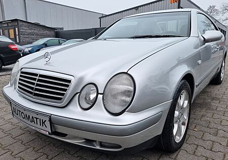 Mercedes-Benz CLK 200 ELEGANCE/AUTOMATIK/LEDER/KLIMA/TEMPOMAT/