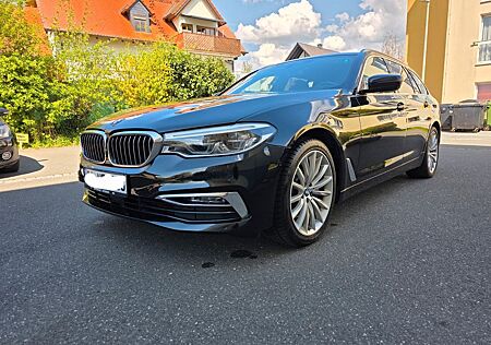BMW 530d xDrive Touring Luxury Pano,360,standheizung