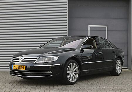 VW Phaeton Volkswagen 4.2 V8 5p. Highline I Aut. I Navi I Lede