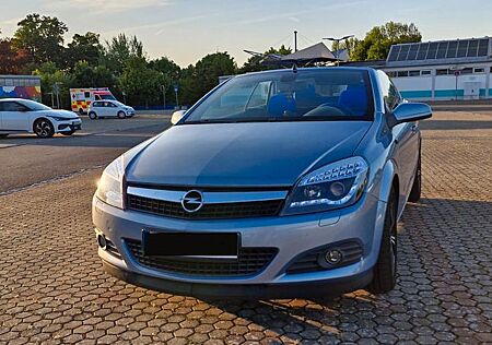 Opel Astra 1.8 Edition Edition Twintop Aeroblue