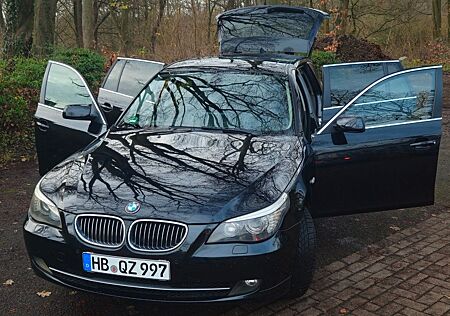 BMW 530d xDrive touring Edition Exclusive Editio...