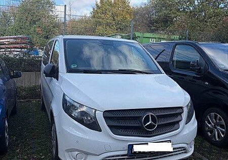 Mercedes-Benz Vito 114 CDI Flügeltürer 8 Sitzer Scheckheft