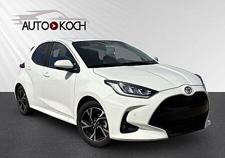 Toyota Yaris Hybrid Teamplayer EU6e LED Safety-Paket, C