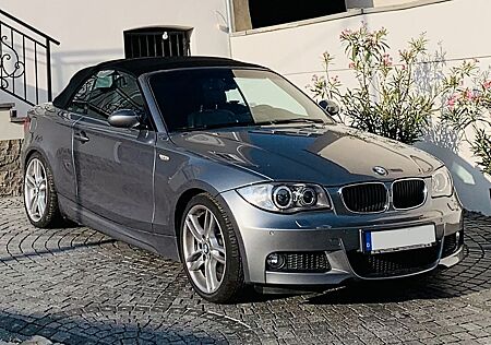 BMW 125i TOP gepflegtes Cabrio - Vollausstattung