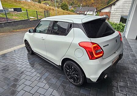 Suzuki Swift 1.4 BOOSTERJET Sport Sport, 8-fach bereift