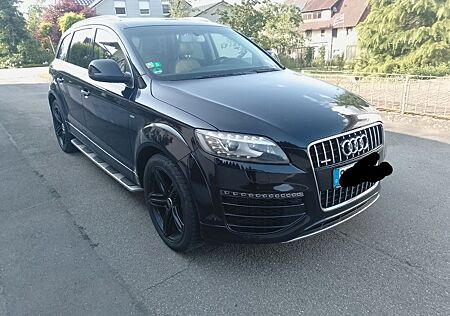 Audi Q7 4.2 TDI W12 Packet