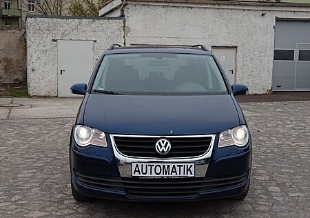 VW Touran Volkswagen United NR: 087