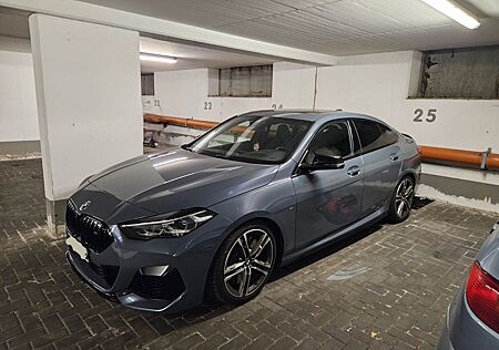 BMW M235i xDrive Gran Coupé HUD Alarm Schiebedach M