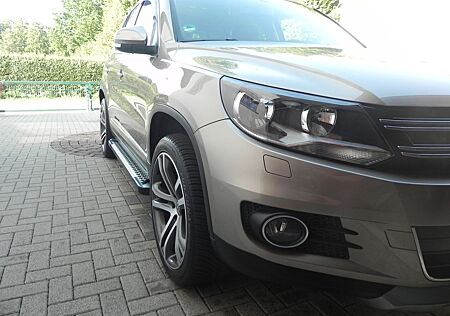 VW Tiguan Volkswagen 2.0 TSI 155kW DSG 4MOTION LIFE LIFE