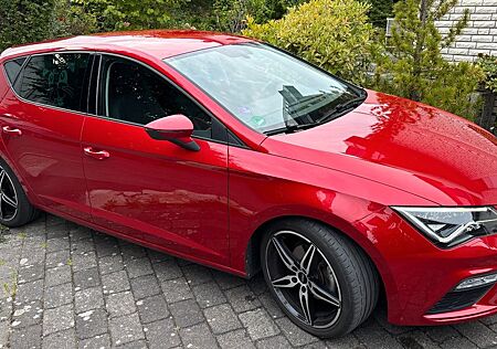 Seat Leon FR*DSG*ACC*AHK*BEATSAUDIO*NAVI*SHZ*DAB*LED*