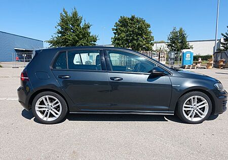 VW Golf Volkswagen VII Lim. GTD 2,0TDI NAVI Xenon