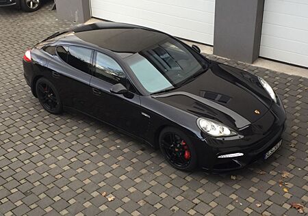 Porsche Panamera Turbo 630PS