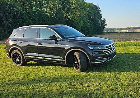 VW Touareg Volkswagen 3.0 V6 TDI 210kW 4MOTION Tiptronic -