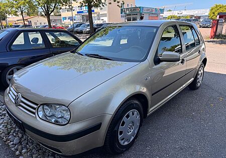 VW Golf Volkswagen 1.6 Automatik Comfort*2.Hand, Rentner