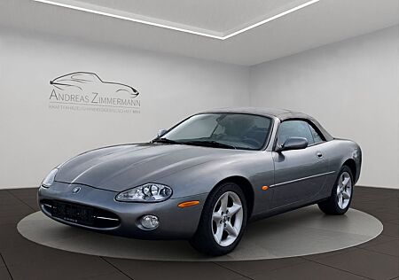 Jaguar XK8 4.0 V8 Cabriolet 2.HD/44TKM/SH/TOP-ZUSTAND