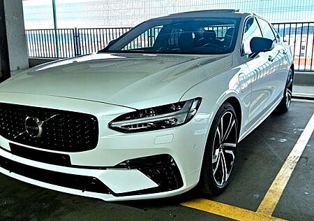 Volvo S90 T8 AWD Recharge Ultimate Dark Auto Recha...