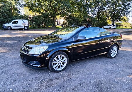 Opel Astra TwinTop 1.8 mit Navi, & Soundanlage