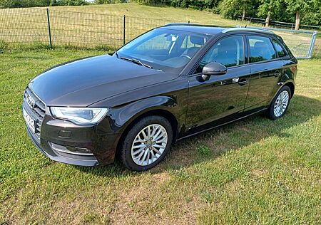 Audi A3 2.0 TDI Sportback, Navi,Xenon AHK, Unfallfrei