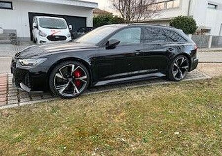 Audi RS6 4.0 TFSI tiptr. quattro -305KMH Keramik Pano