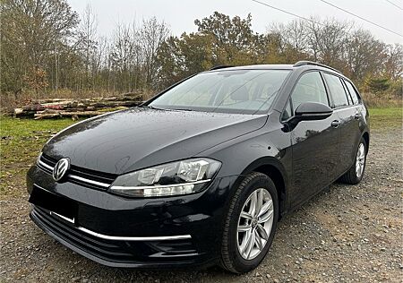 VW Golf Volkswagen 2.0 TDI SCR DSG Variant,SHZ,Navi,PDC,LM,ZV