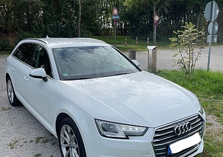 Audi A4 Avant Sport S-Tronic *Kamera*ACC*Sportsi