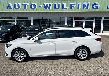 Seat Leon Sportstourer 1.5eTSI DSG Style Plus schw. A
