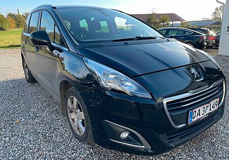 Peugeot 5008 2.0 Allure BlueHDi 150 Stop&Start