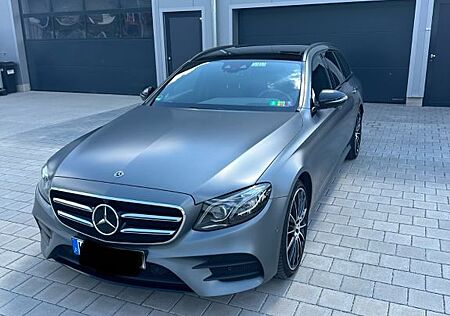 Mercedes-Benz E 400 d 4MATIC T Autom. NP. 108tsd. € fast voll