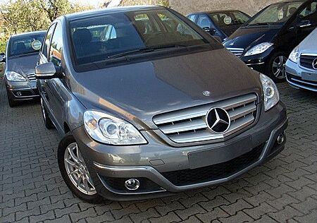Mercedes-Benz B 160 Aktiver Park-Assistent