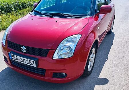 Suzuki Swift 1.3 Dance TÜV 06/2026