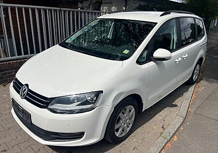 VW Sharan Volkswagen 2.0 TDI BlueMotion Tech Comfortline