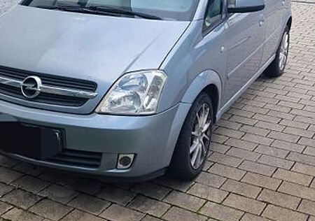 Opel Meriva 1.6 -