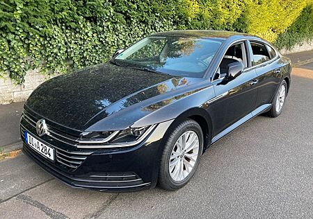 VW Arteon Volkswagen 2.0 TDI SCR -