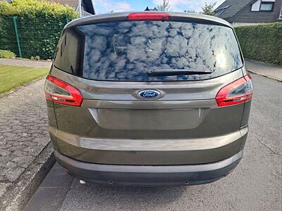 Ford S-Max / Titanium / 7 Sitzer / TÜV Neu / Pano
