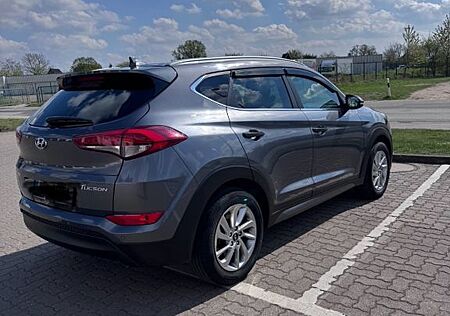 Hyundai Tucson blue 1.7 CRDi Classic 2WD Classic