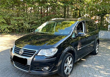 VW Touran Volkswagen Cross 1.9 TDI DSG